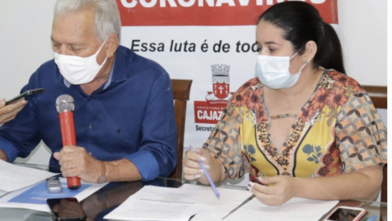 Em Cajazeiras, prefeito José Aldemir lança plano de vacinação da Covid-19