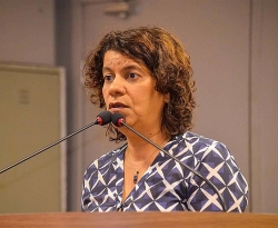 Ministra do STJ retira recolhimento noturno obrigatório contra Estela Bezerra