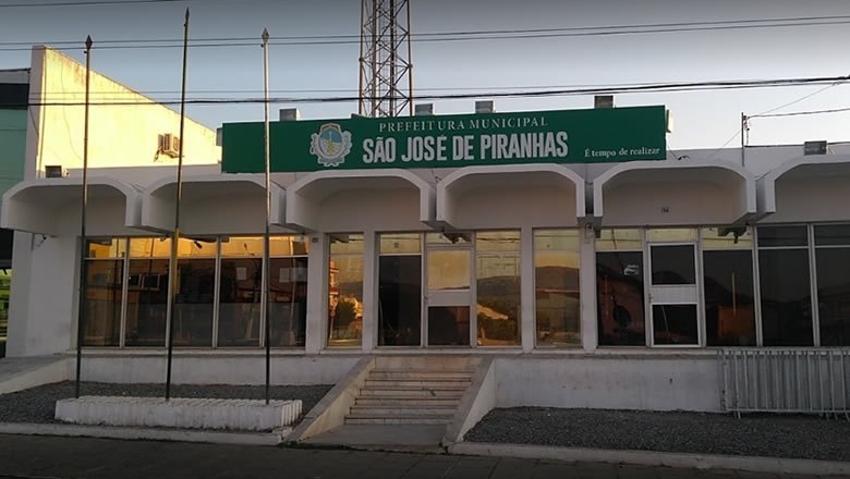 Servidores da Prefeitura de São José de Piranhas recebem salários de maio na próxima segunda (10)