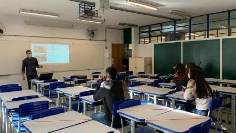 Decreto da Prefeitura de Itaporanga autoriza aulas presenciais na rede privada