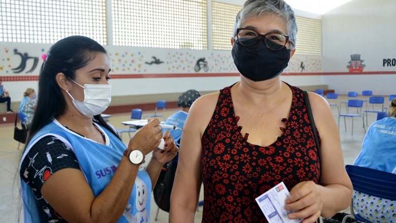 João Pessoa passa de 59% da população imunizada com primeira dose contra a covid-19