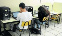 MP de Bolsonaro tira internet gratuita de escola pública