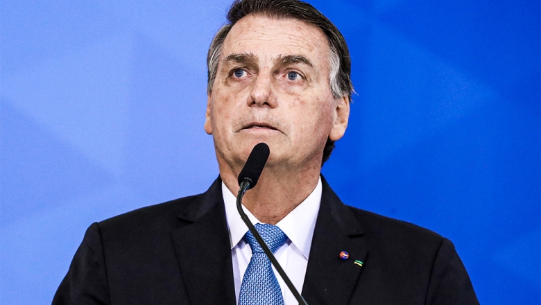 Bolsonaro é condenado a pagar indenização a jornalista que acusou de divulgar fake news