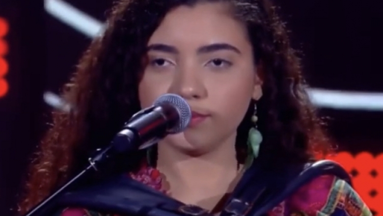 Paraibana de Cajazeiras canta no The Voice e Michel Teló escolhe artista para seu time; assista vídeo