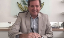 Fábio Tyrone assina contrato com a CPCon, empresa responsável pelo Concurso da Prefeitura de Sousa