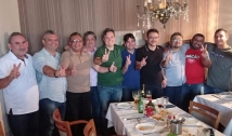 Com a desistência de Ana Claudia, grupo de Jr. Araújo e Carlos Antônio oficializam apoio a Murilo Galdino, em Cajazeiras