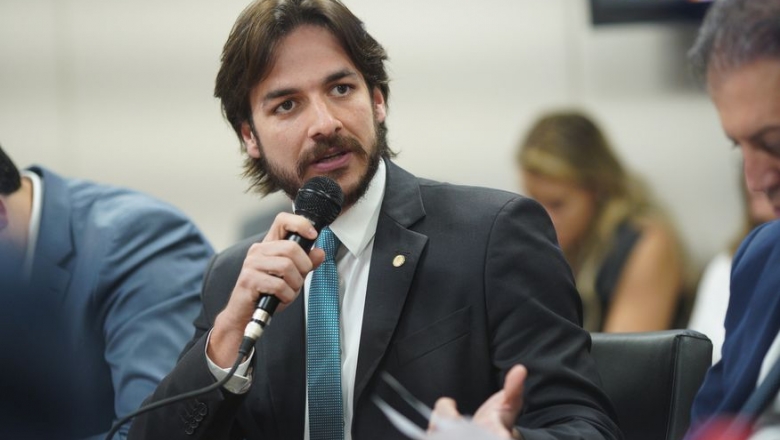 "Caso se concretize a fusão entre PSDB e o Cidadania, eu saio do partido ou João Azevêdo sai", diz Pedro