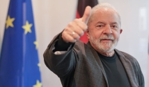 'Não é uma guerra ganha', diz Lula sobre disputa contra Bolsonaro