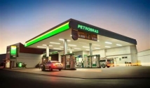 Projeto pode baixar preço da gasolina em 74 centavos; energia cairia 11%