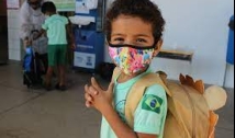 Infecção por Covid em escolas pode chegar a 80% sem uso de máscara