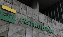Petrobras reduz preço do litro da gasolina em R$ 0,15