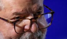 Ministro do TSE dá 24 horas para YouTube tirar vídeos em que Lula chama Bolsonaro de genocida
