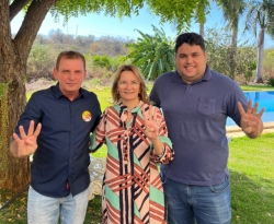 Líder das oposições de São José de Piranhas e ex-candidata a prefeita, Cleide de Zezé, anuncia apoio a Chico Mendes