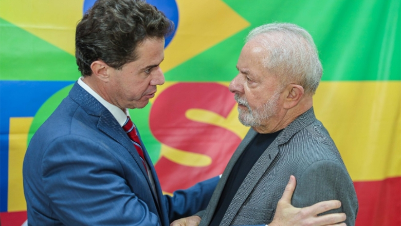A convite de Lula, Veneziano viaja a São Paulo e pode receber orientação sobre apoio no segundo turno na Paraíba