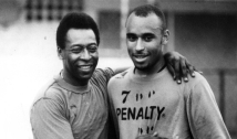 Em livro, Pelé disse que prisão do filho Edinho foi o pior momento de sua vida