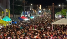 Carnaval em Cajazeiras: primeira noite do evento atrai multidão ao Corredor da Folia