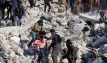 Mortes após tremor na Turquia e Síria passam de 11 mil; buscas continuam