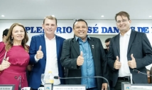 Presidente da Câmara Municipal Mylano Araujo é empossado prefeito interino de São José de Piranhas
