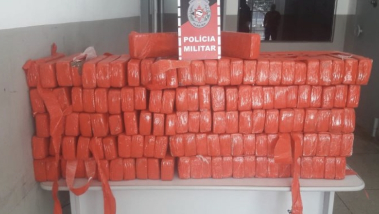 Mulher é presa transportando 120 kg de drogas no Sertão da PB