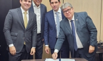 João Azevêdo garante novos investimentos no Porto de Cabedelo e confirma visita de ministro Sílvio Costa Filho à Paraíba