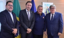 Em Brasília: governador João Azevêdo participa de filiação de Datena e se reúne com presidente da Caixa 
