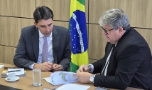 João Azevêdo solicita a ministro novos investimentos para o Porto de Cabedelo, incluindo exportação de automóveis
