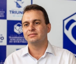 Governo da Paraíba publica dois convênios para construção de duas escolas em Triunfo; prefeito Espedito Filho comemora investimentos 