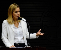 Daniella Ribeiro descarta acerto sobre apoio ao PV ou PSB, mas diz que já tem 'seu lado'