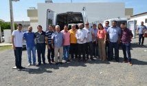 Zé Aldemir entrega dois novos veículos que vão reforçar frota de Saúde de Cajazeiras