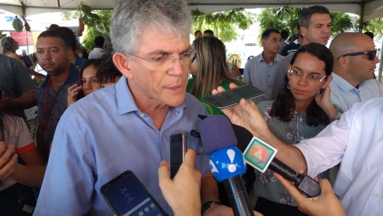 Após Barbosa criticar Gervásio por anulação da PEC na ALPB, RC dispara: "Ninguém é obrigado a estar no projeto"