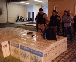 Polícia desarticula esconderijo de quadrilha e apreende carregamento de 3 toneladas de cigarros