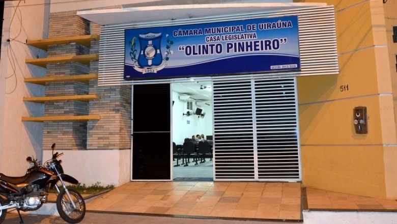 Bancada governista na Câmara de Uiraúna está dividida com três pré-candidatos a prefeito; entenda