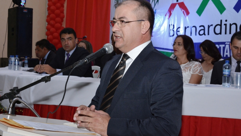 Prefeito de Bernadino Batista é o segundo mais bem avaliado do Sertão da PB com 89% de aprovação popular