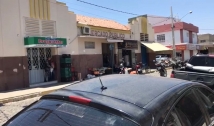 Bandidos morrem em tentativa de assalto a joalheria no Centro de Pombal 