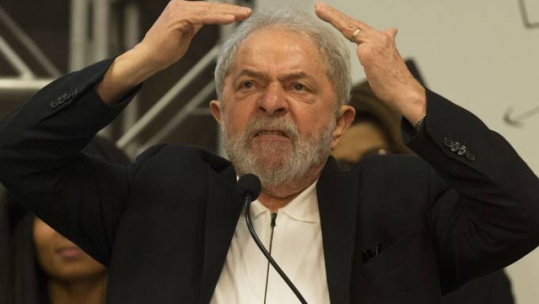 Desembargador Rogério Favreto manda novamente soltar Lula; prazo terminou ás 17h20 deste domingo
