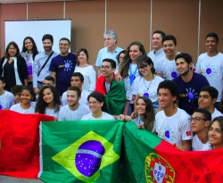 Ricardo Coutinho recepciona 25 estudantes que fizeram intercâmbio em Portugal