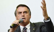 'Ele está tendo coragem de elogiar Hitler', diz Bolsonaro em resposta a Ciro