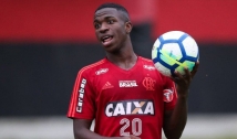 Vinicius Jr. terá salário maior do que Casemiro, Asensio e Carvajal no Real, diz site
