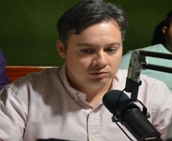 Júnior Araújo manifesta preocupação com a saída de cubanos do Programa Mais Médicos