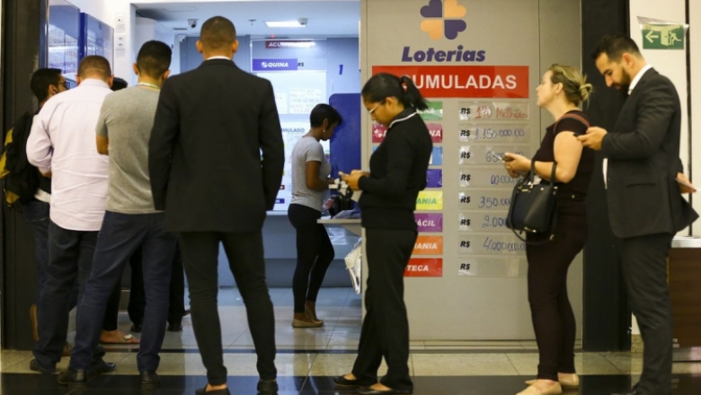 Reajustes de loterias da Caixa passam a valer no dia 10; Mega-Sena sobe 28,6%