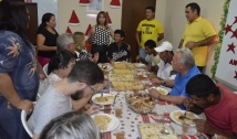Inclusão social: Prefeito de Cajazeiras janta com moradores de rua na Casa de Acolhimento