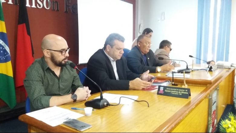 Vereador cobra paralisação de exames e esclarecimento sobre dívidas da Prefeitura de Cajazeiras com laboratórios, diz jornal