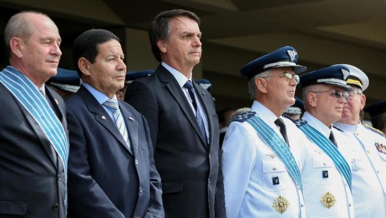 Bolsonaro elogia Moro e provoca Camilo: atendeu Estado cujo governador é "radical a nós"